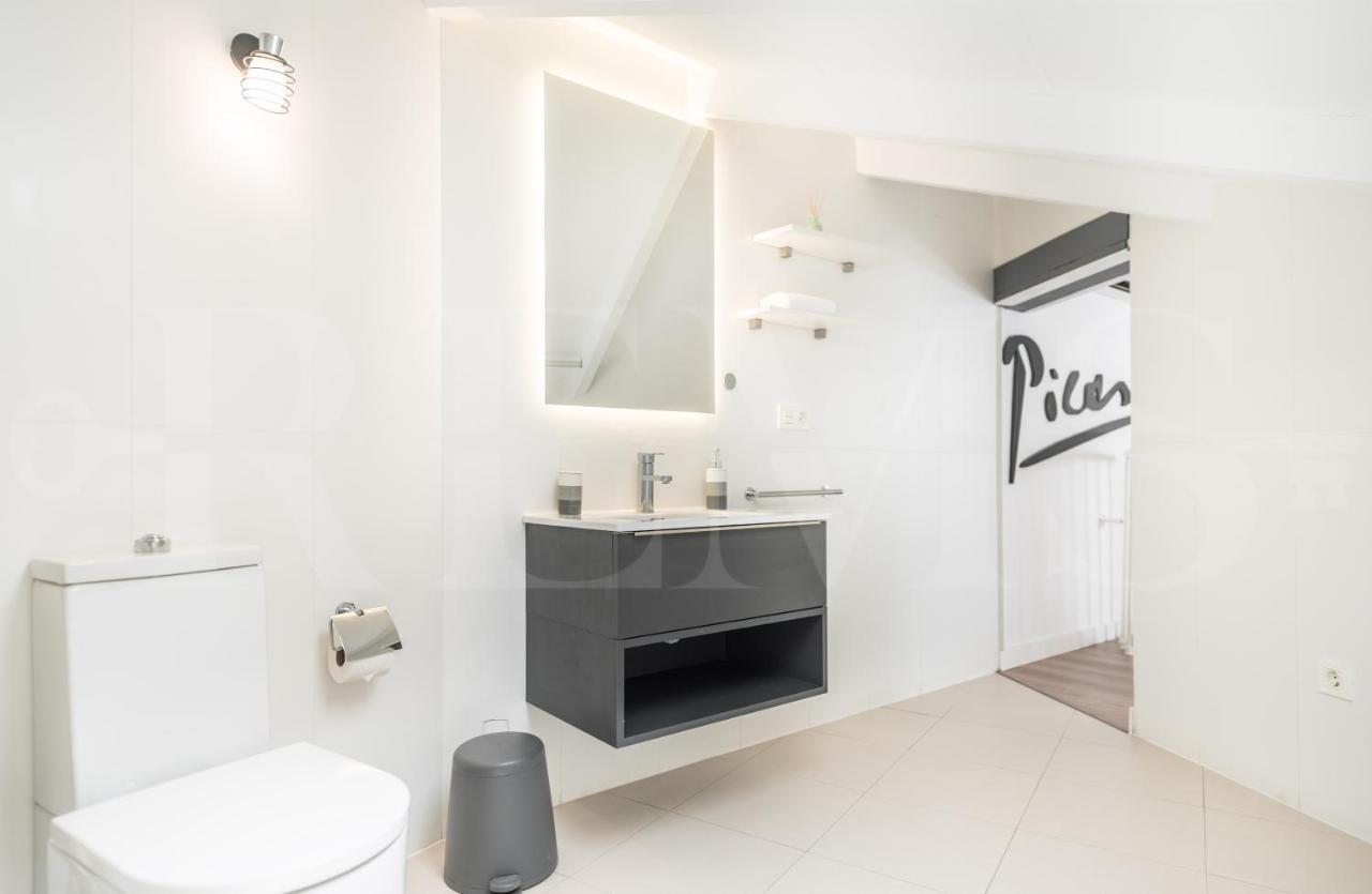 Inviting Duplex In Front Of Picasso Museum By Rems Appartement Málaga